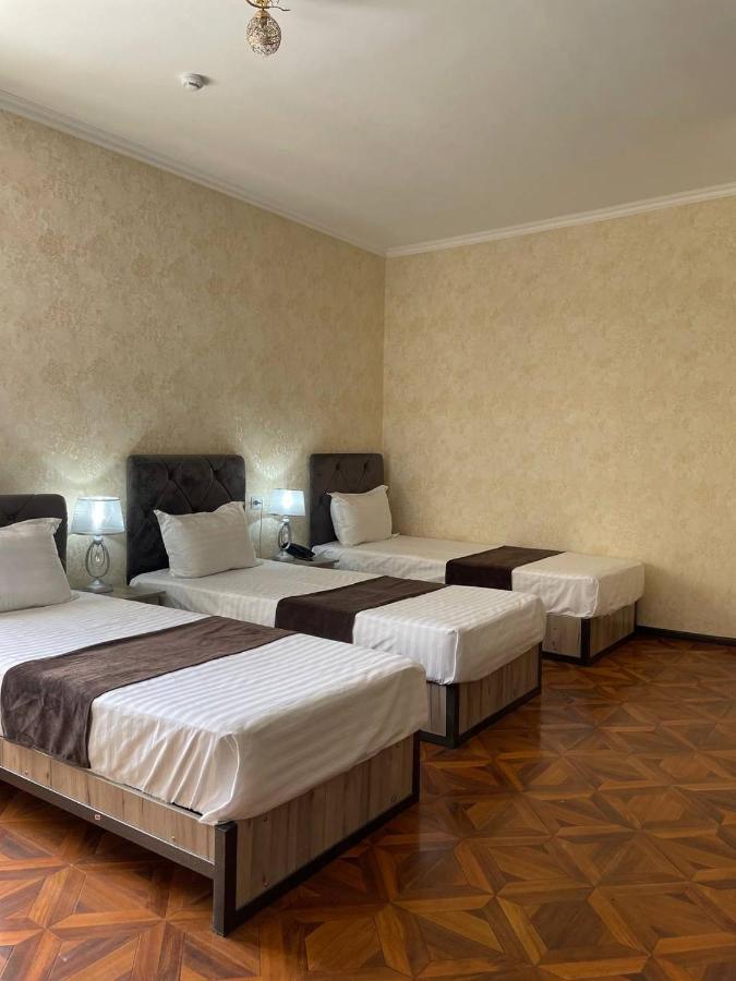 Yantai Hotel Ташкент Екстериор снимка